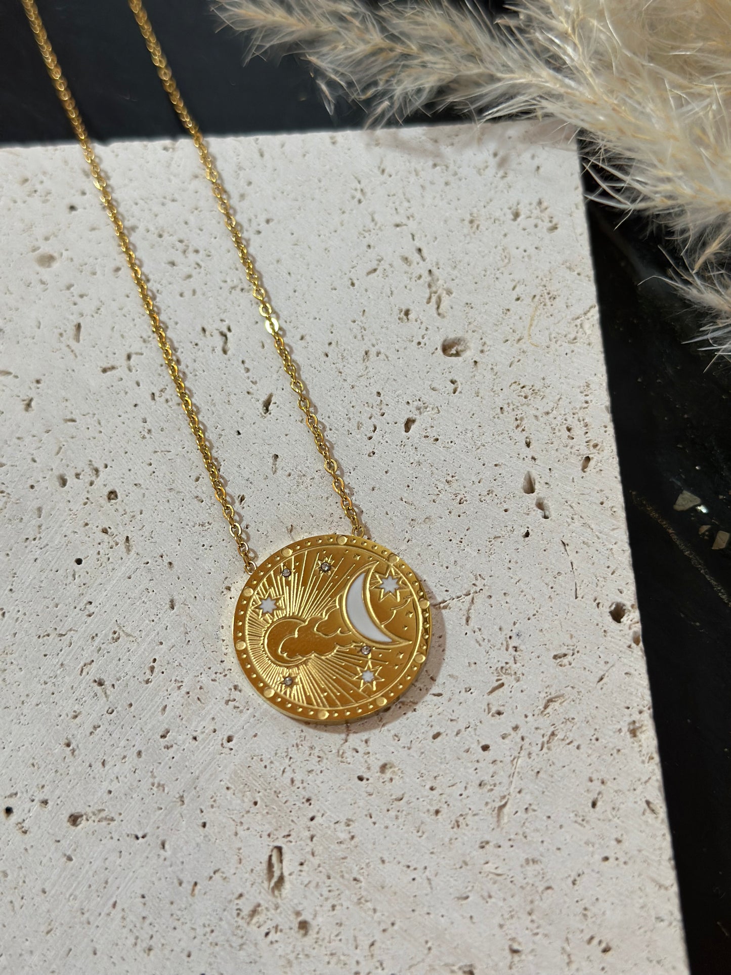 Luna Necklace
